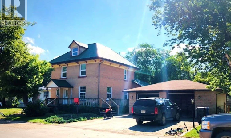 114 Second Street S