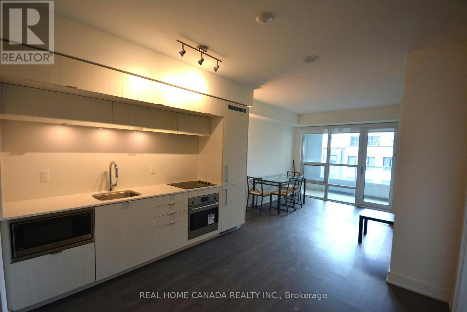 324-38 Cameron Street, Toronto, ON, M5T 0C3 - 2