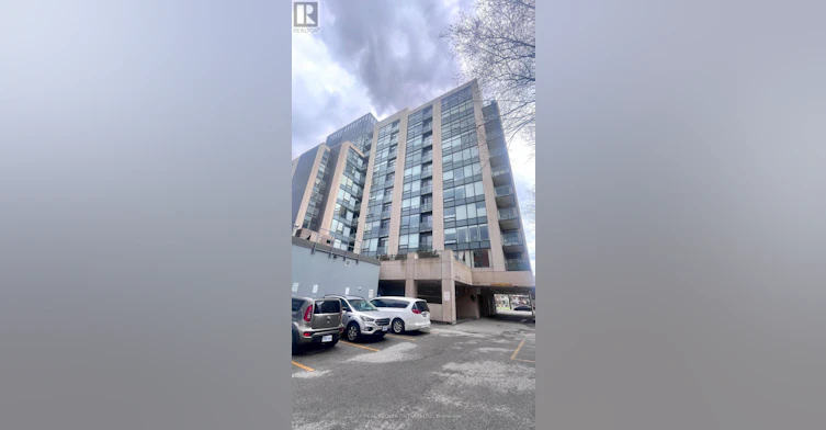 903-280 Donlands Avenue, Toronto, ON, M4J 0A3 - 4