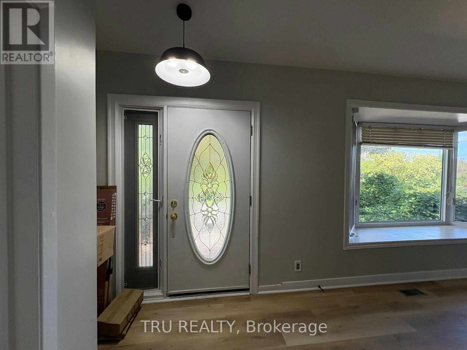 2417 Junction Avenue, Ottawa, ON, K1V 8G8 - 5