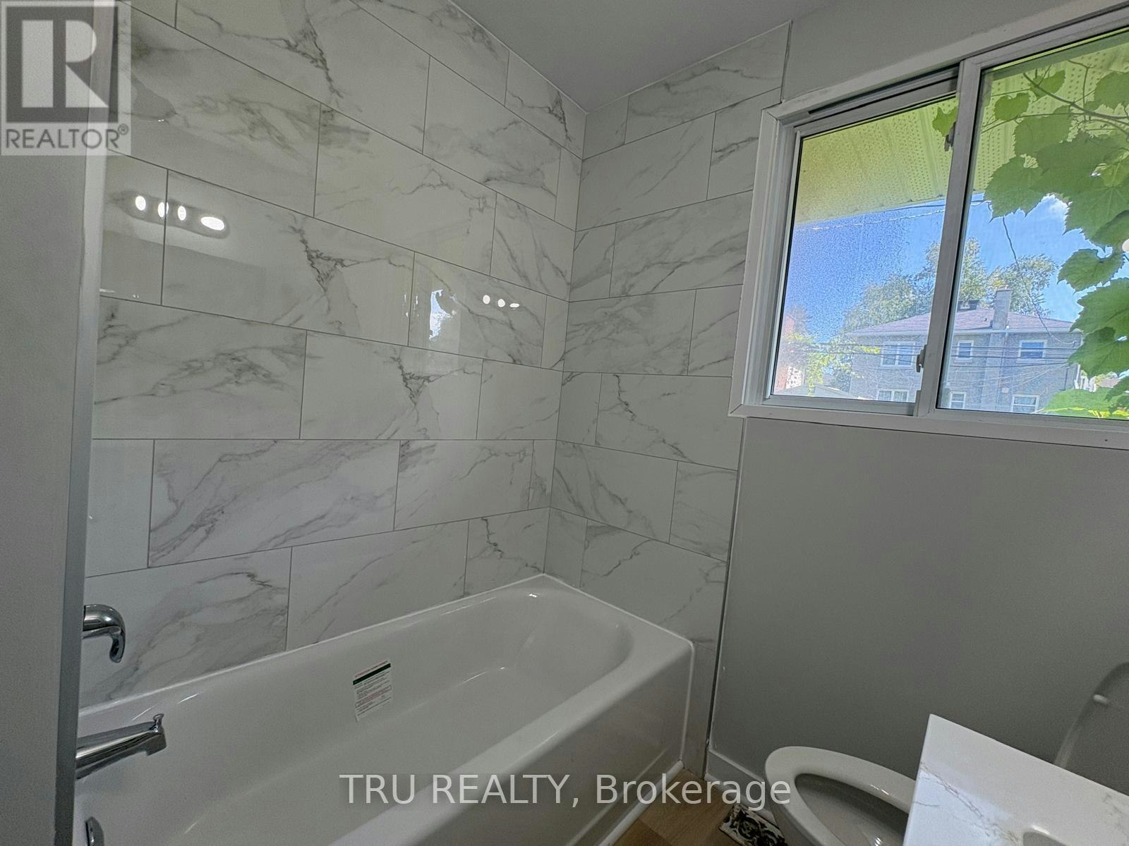 2417 Junction Avenue, Ottawa, ON, K1V 8G8 - 23