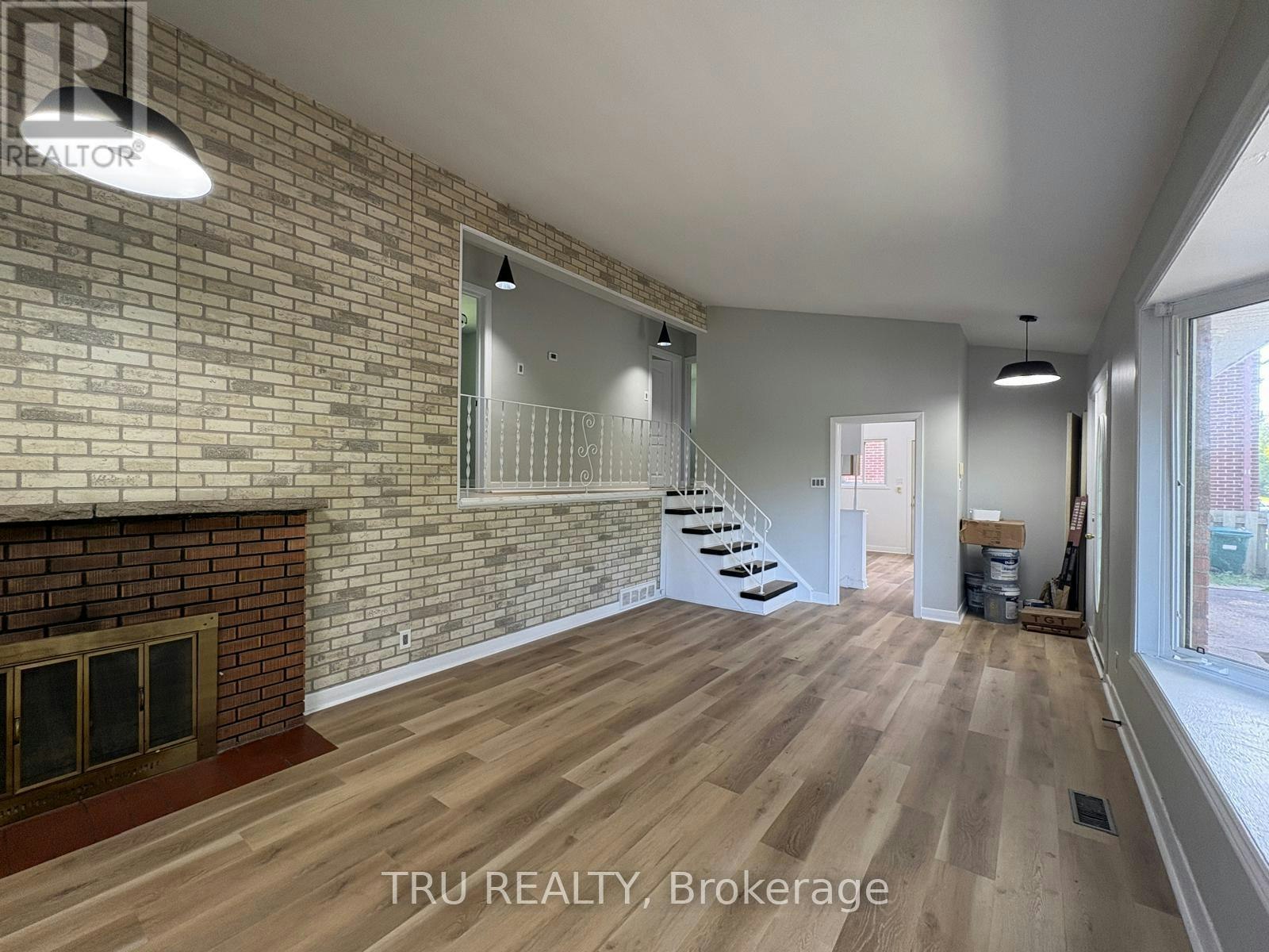 2417 Junction Avenue, Ottawa, ON, K1V 8G8 - 8