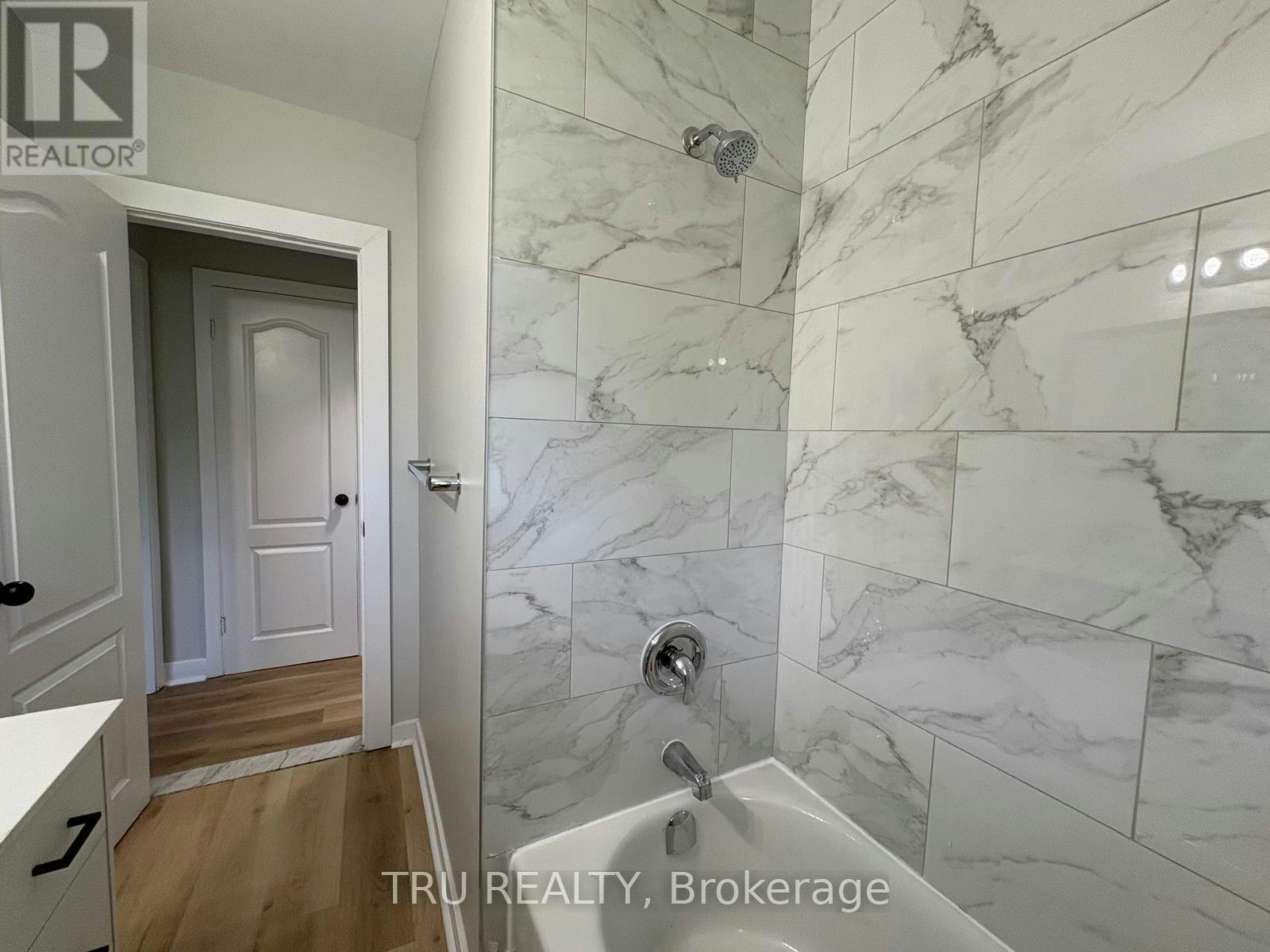 2417 Junction Avenue, Ottawa, ON, K1V 8G8 - 24