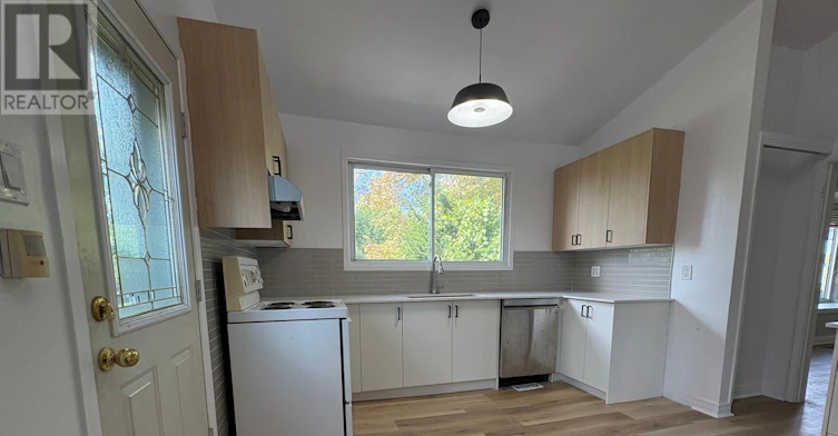 2417 Junction Avenue, Ottawa, ON, K1V 8G8 - 10