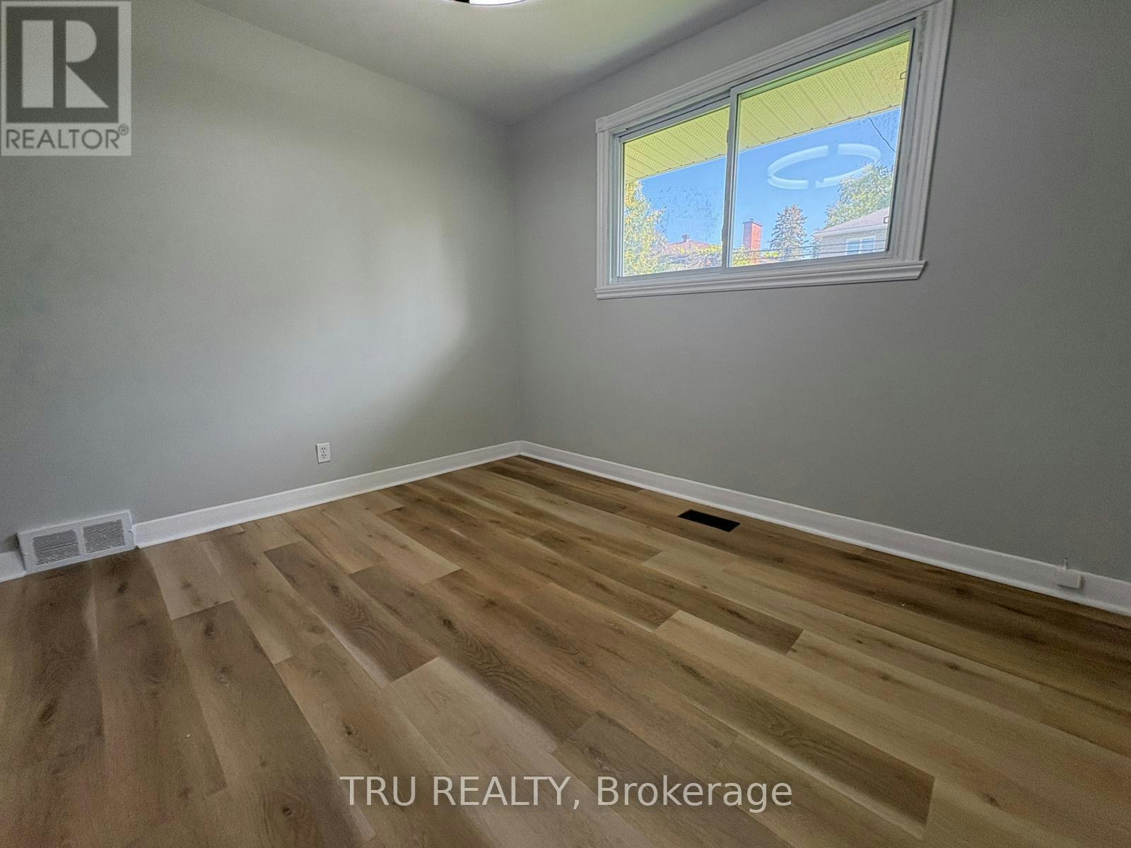 2417 Junction Avenue, Ottawa, ON, K1V 8G8 - 21