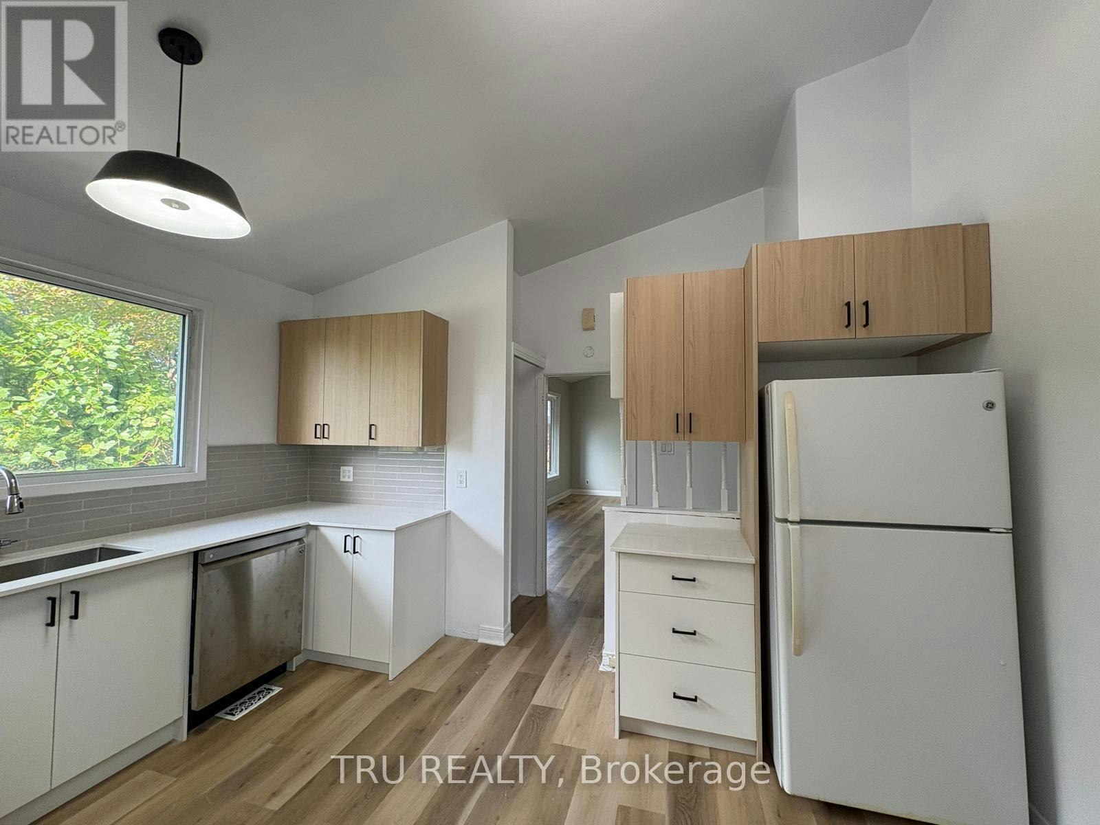 2417 Junction Avenue, Ottawa, ON, K1V 8G8 - 13