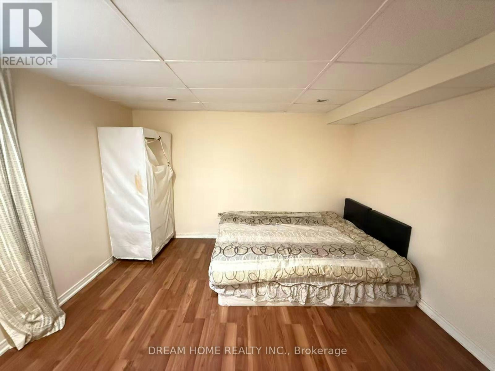 92 Rainier Square, Toronto, ON, M1T 3A2 - 10