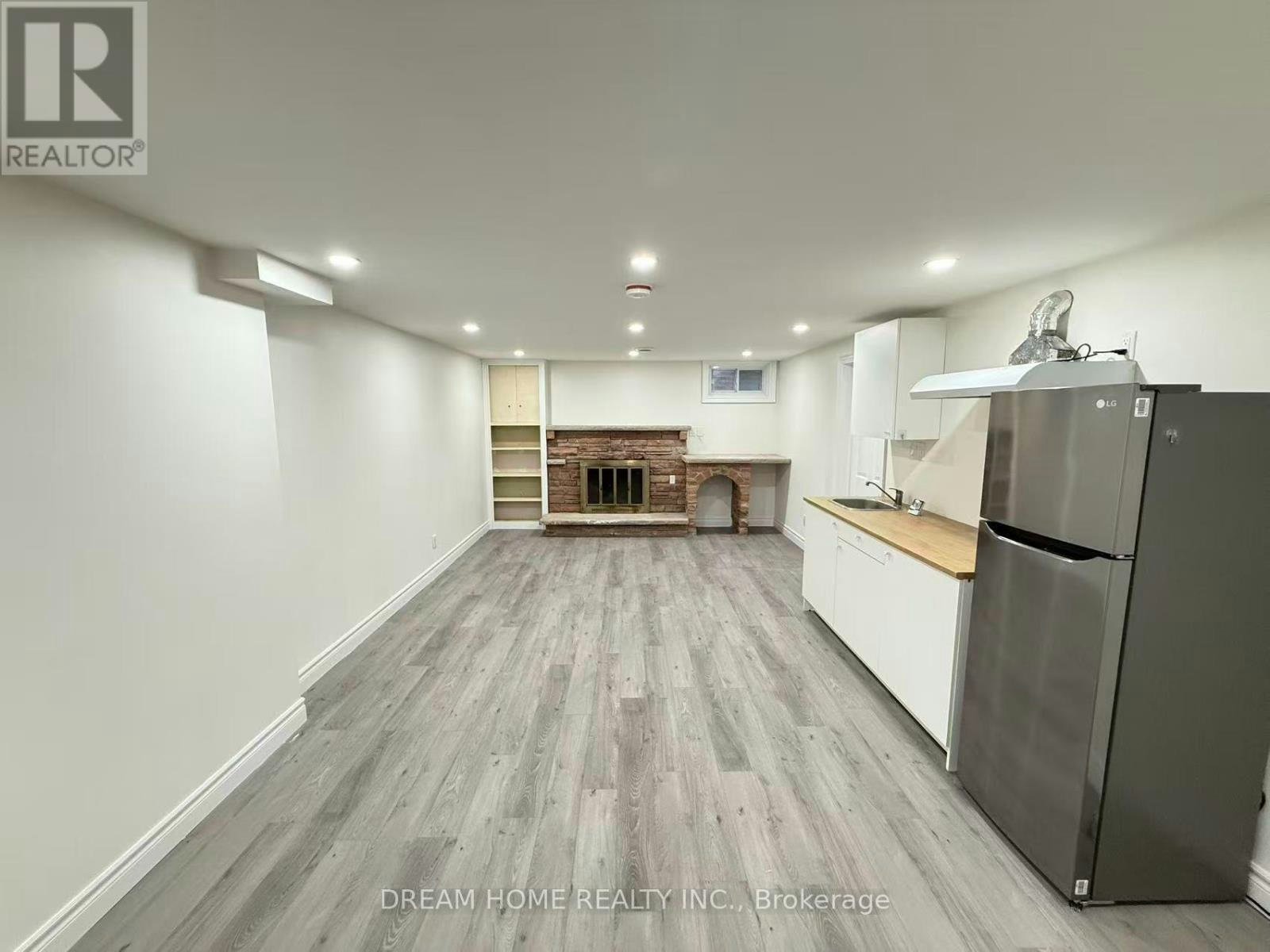 70 Rainier Square, Toronto, ON, M1T 2Z9 - 9