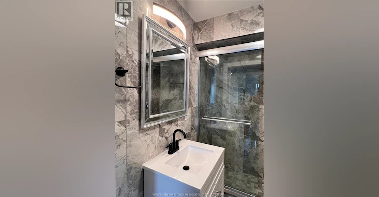 2427 Mercer, Windsor, ON, N8X 3R6 - 4