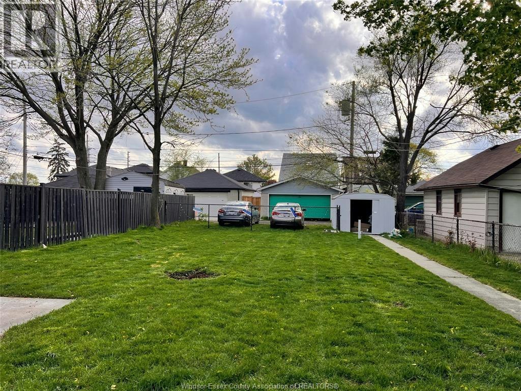 2427 Mercer, Windsor, ON, N8X 3R6 - 11