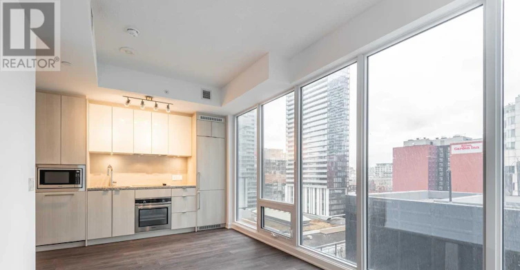 1811-115 Blue Jays Way, Toronto, ON, M5V 0N4 - 2