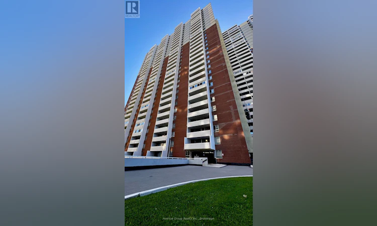 307-1 Massey Square
