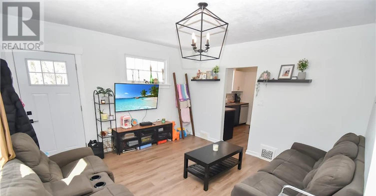 14 B Sixth Avenue, Greater Sudbury, ON, P0M 2C0 - 6