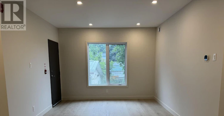 6-1301 Dorchester Avenue, Ottawa, ON, K1Z 8E8 - 5