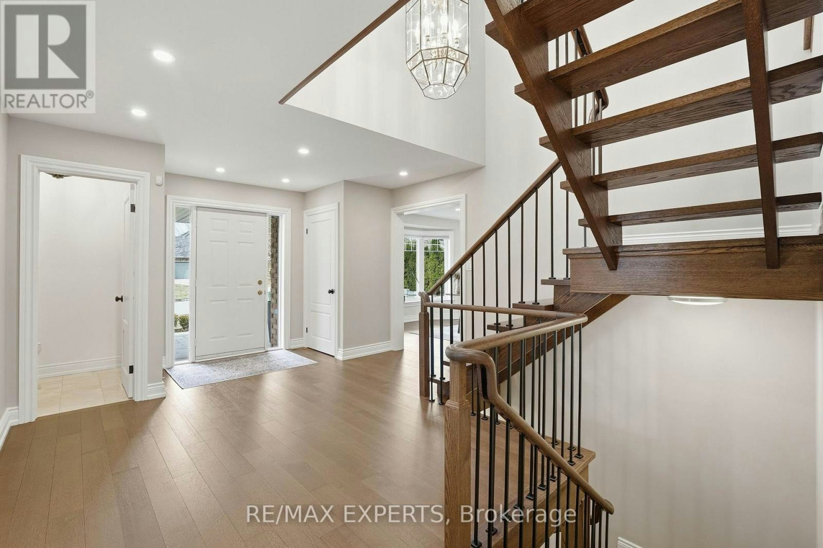 87 Mcclure Drive, King, ON, L7B 1B9 - 3