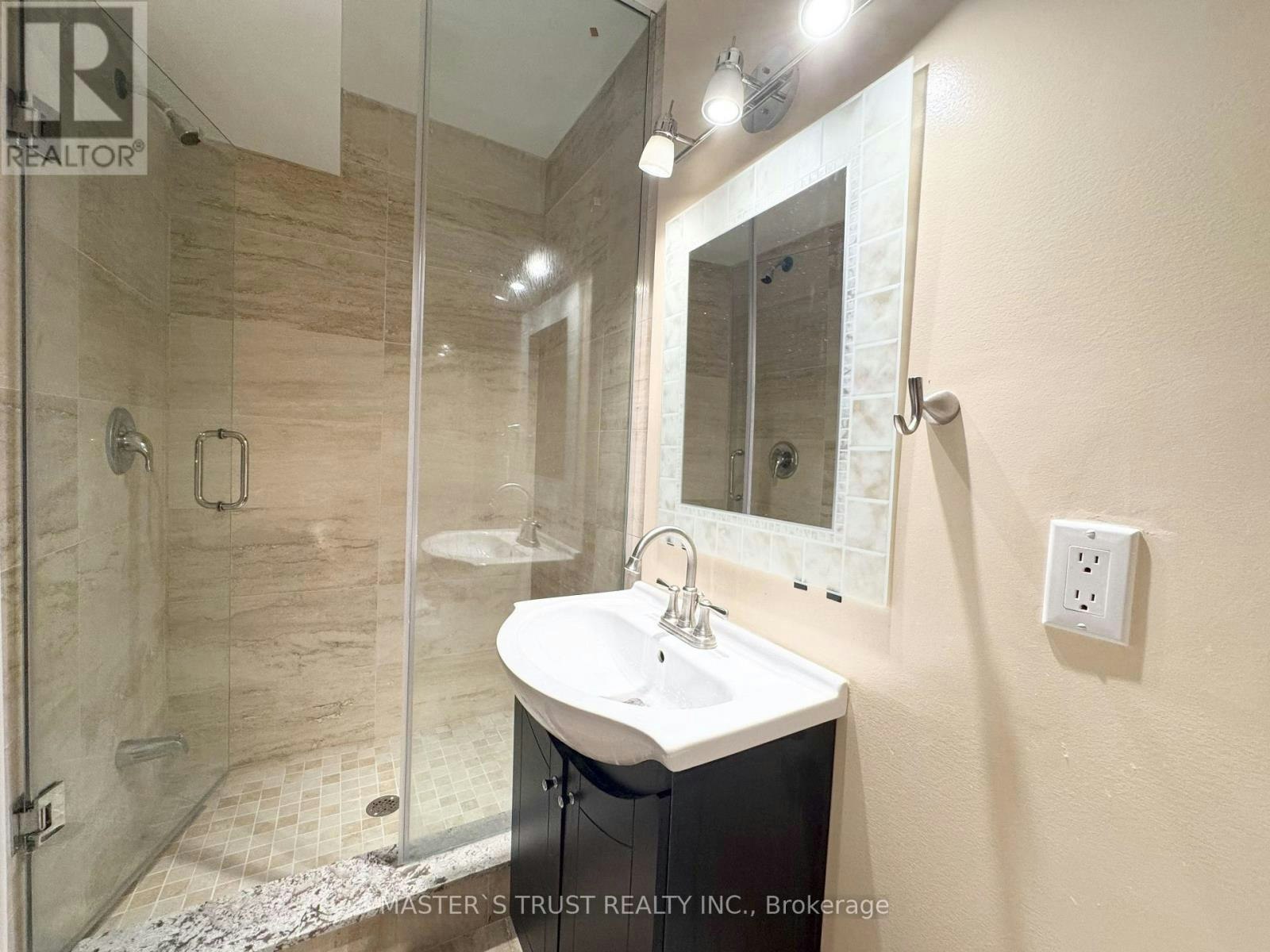 6 Cadmus Road, Toronto, ON, M2M 2M4 - 17