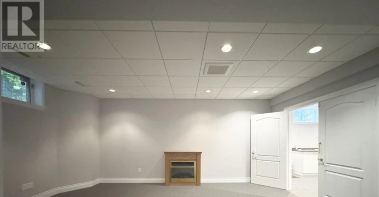 6 Cadmus Road, Toronto, ON, M2M 2M4 - 19