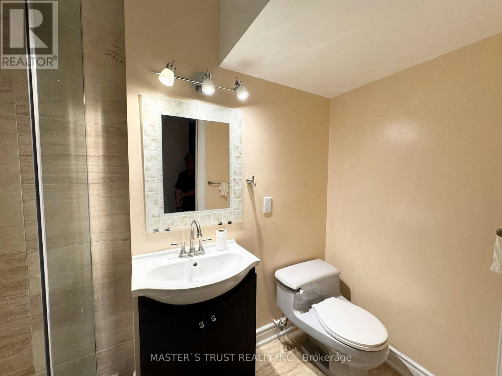 6 Cadmus Road, Toronto, ON, M2M 2M4 - 16