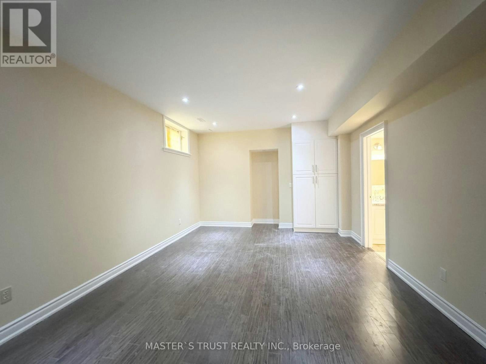 6 Cadmus Road, Toronto, ON, M2M 2M4 - 11