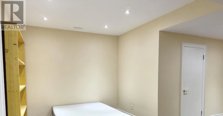 6 Cadmus Road, Toronto, ON, M2M 2M4 - 14