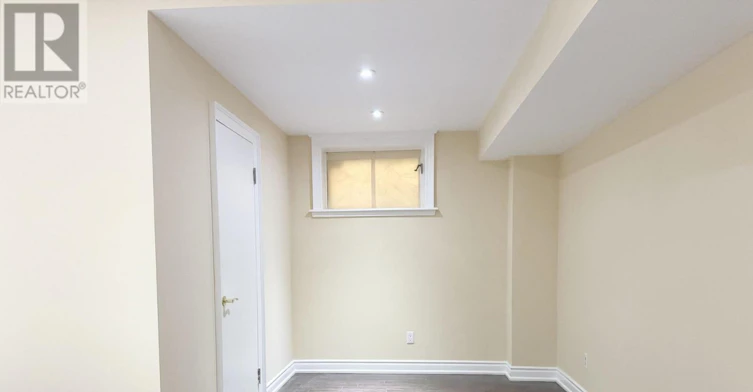 6 Cadmus Road, Toronto, ON, M2M 2M4 - 15
