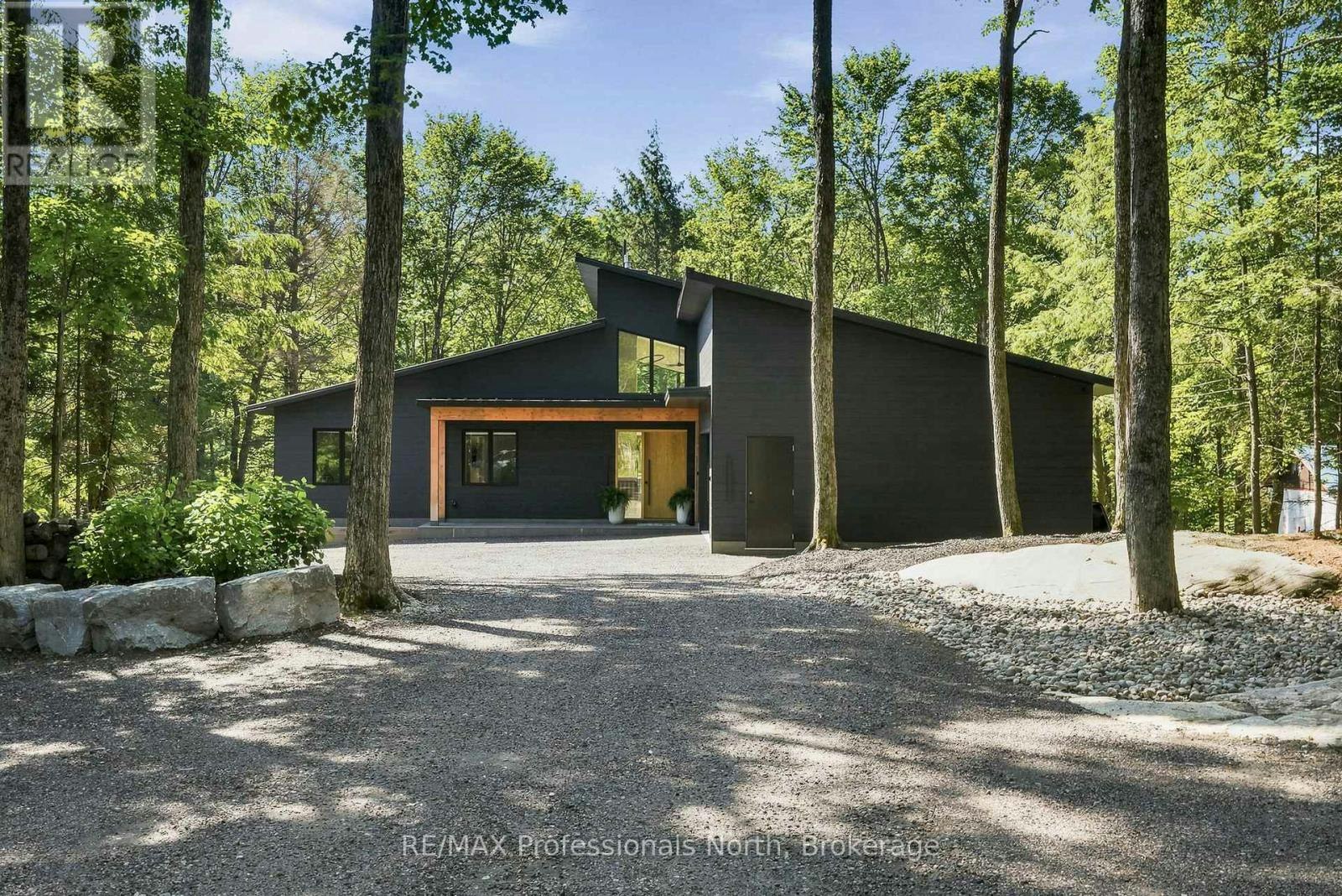 1192 High Falls Road, Bracebridge, ON, P1L 0L1