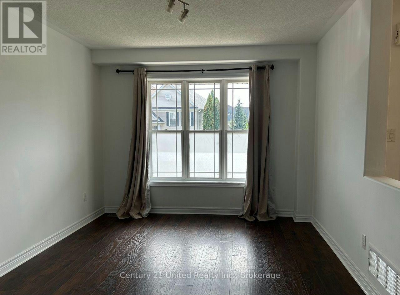 132 Bowen Drive, Peterborough, ON, K9H 0C1 - 8
