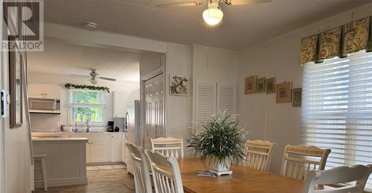 112 Mckenzie Lane, Elizabethtown, ON, K6V 7E5 - 3
