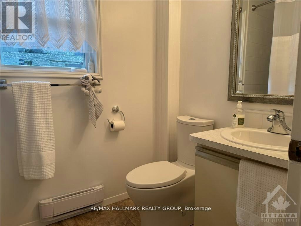 112 Mckenzie Lane, Elizabethtown, ON, K6V 7E5 - 16