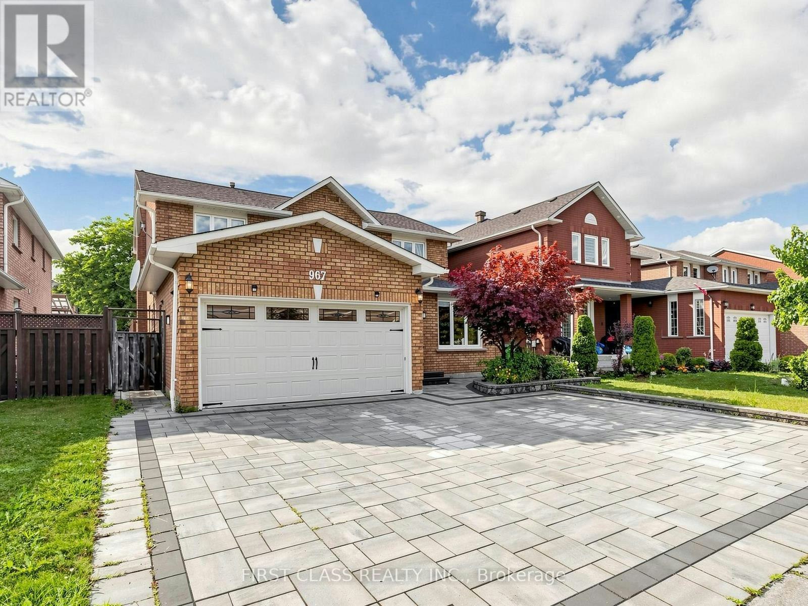 967 White Clover Way, Mississauga, ON, L5V 1E7