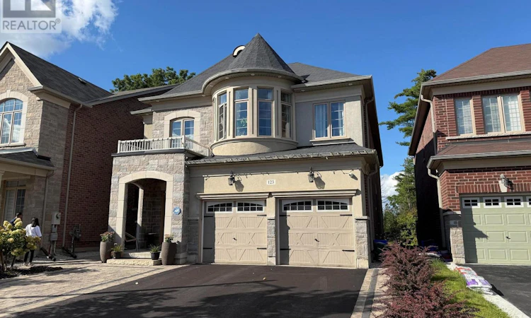 123 Upper Canada Court