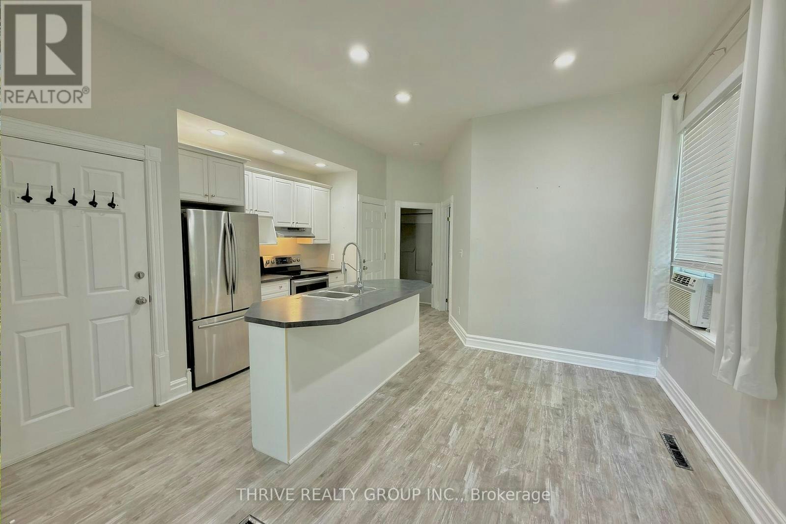1-385 Central Avenue, London, ON, N6B 2E3 - 4