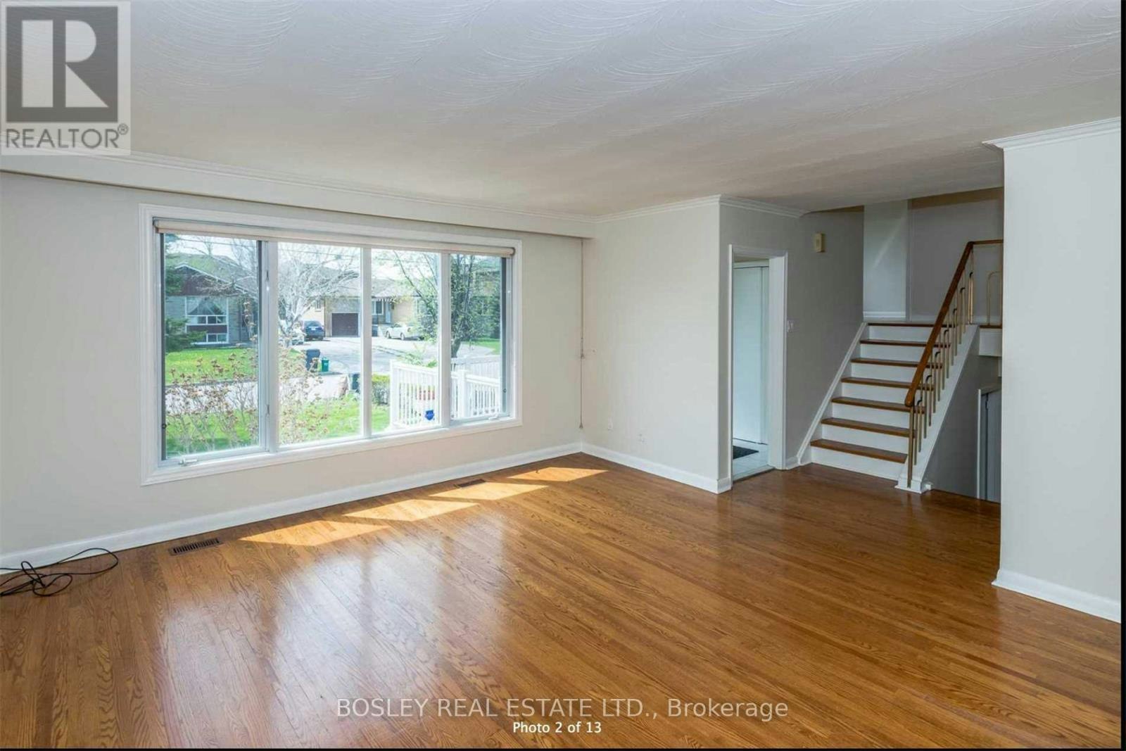 286 Searle Avenue, Toronto, ON, M3H 4C4 - 2