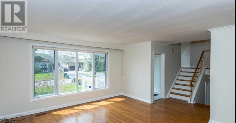 286 Searle Avenue, Toronto, ON, M3H 4C4 - 2