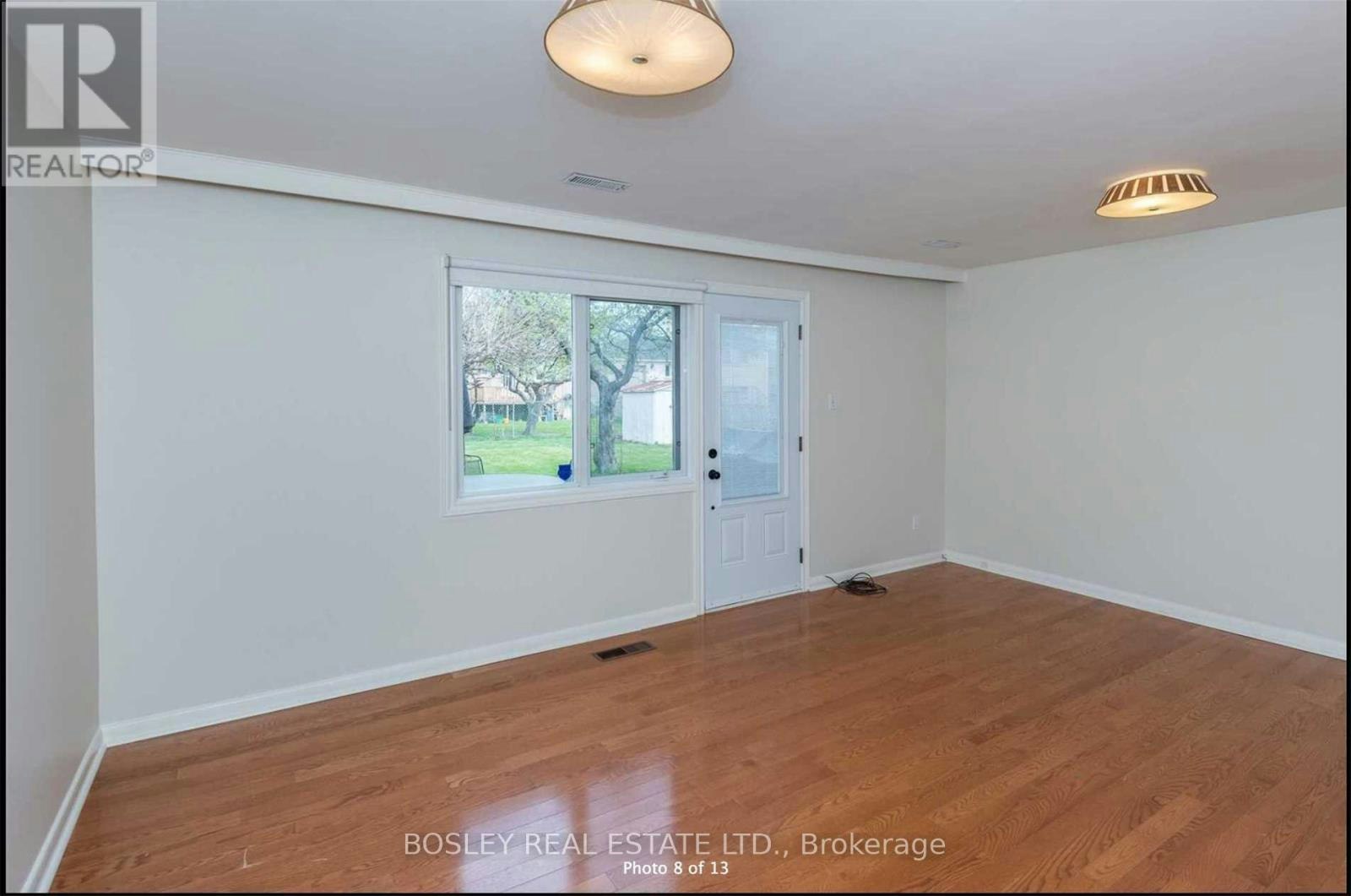 286 Searle Avenue, Toronto, ON, M3H 4C4 - 7