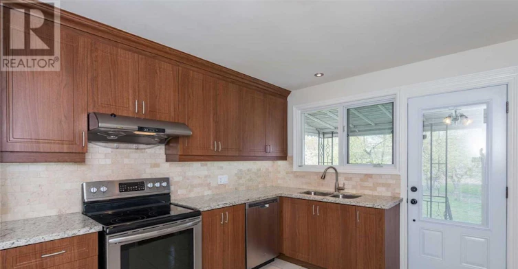 286 Searle Avenue, Toronto, ON, M3H 4C4 - 4