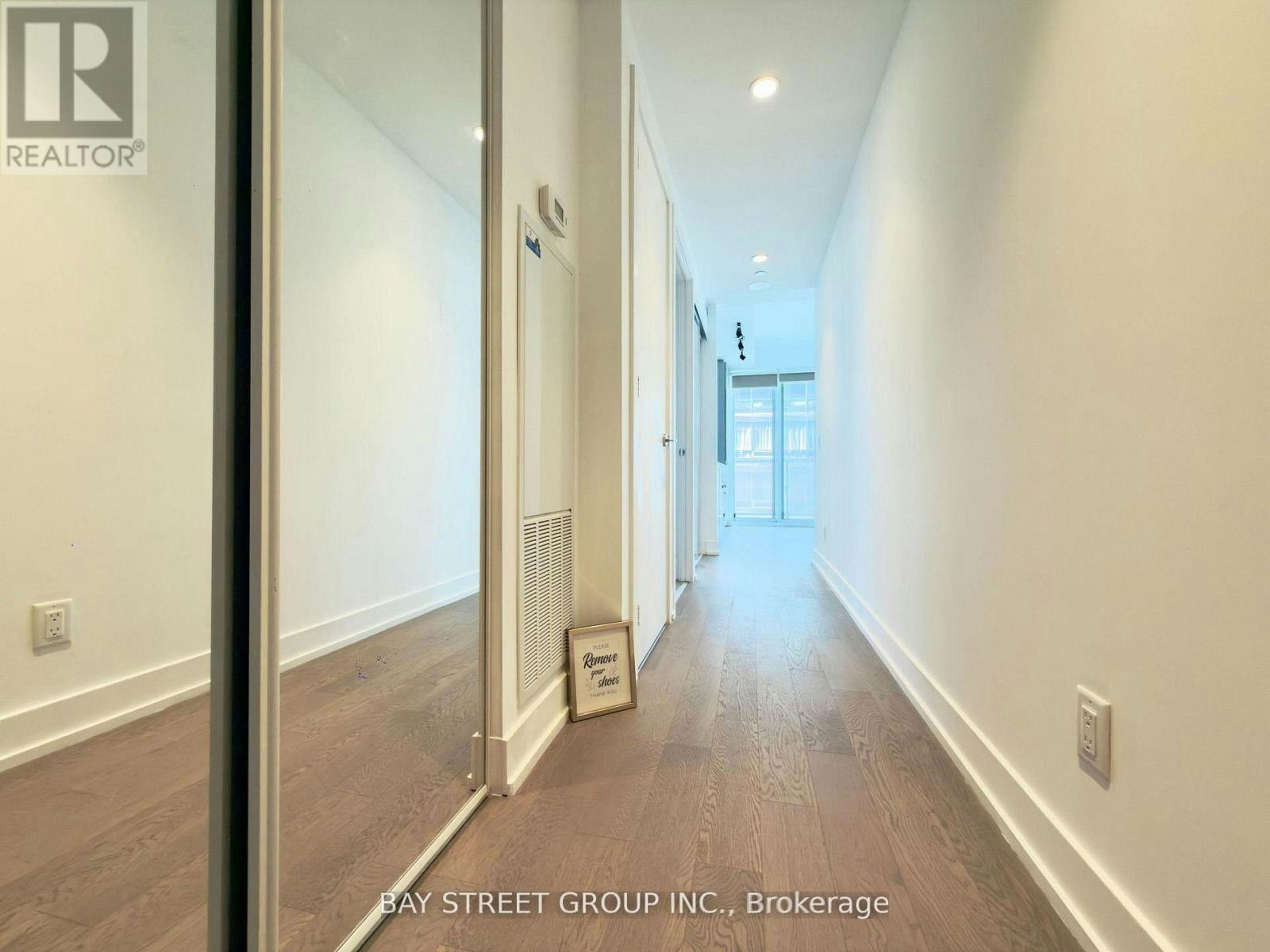4502-7 Grenville Street, Toronto, ON, M4Y 0E9 - 2