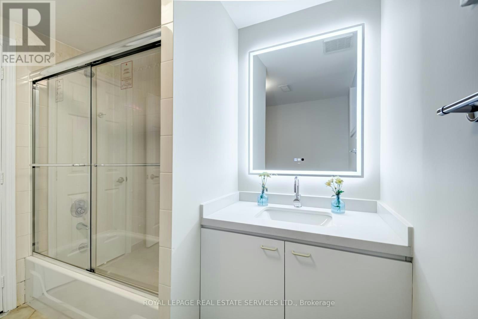LOWER-127 Rusholme Road E, Toronto, ON, M6H 2Y6 - 26