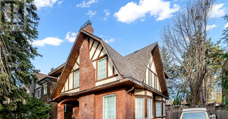 LOWER-127 Rusholme Road E, Toronto, ON, M6H 2Y6