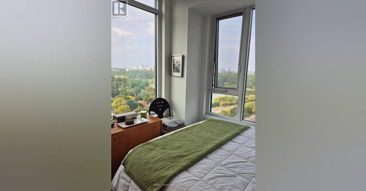 2302-1926 Lake Shore Boulevard W, Toronto, ON, M6S 1A1 - 11