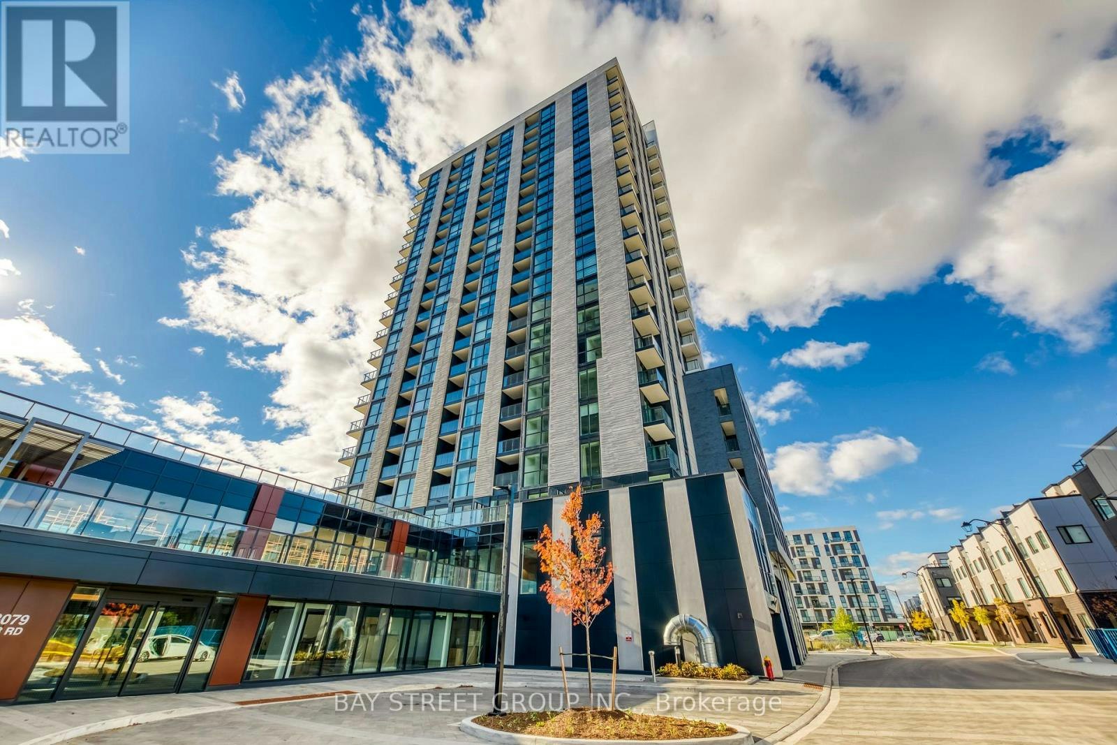 309-3079 Trafalgar Road, Oakville, ON, L6H 8C5
