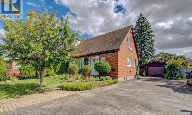 161 Bridgeport Road E