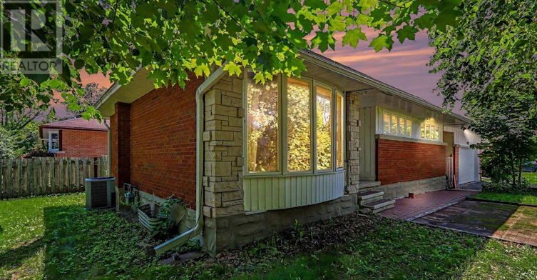 2067 Bangor Street, Ottawa, ON, K1G 2X6