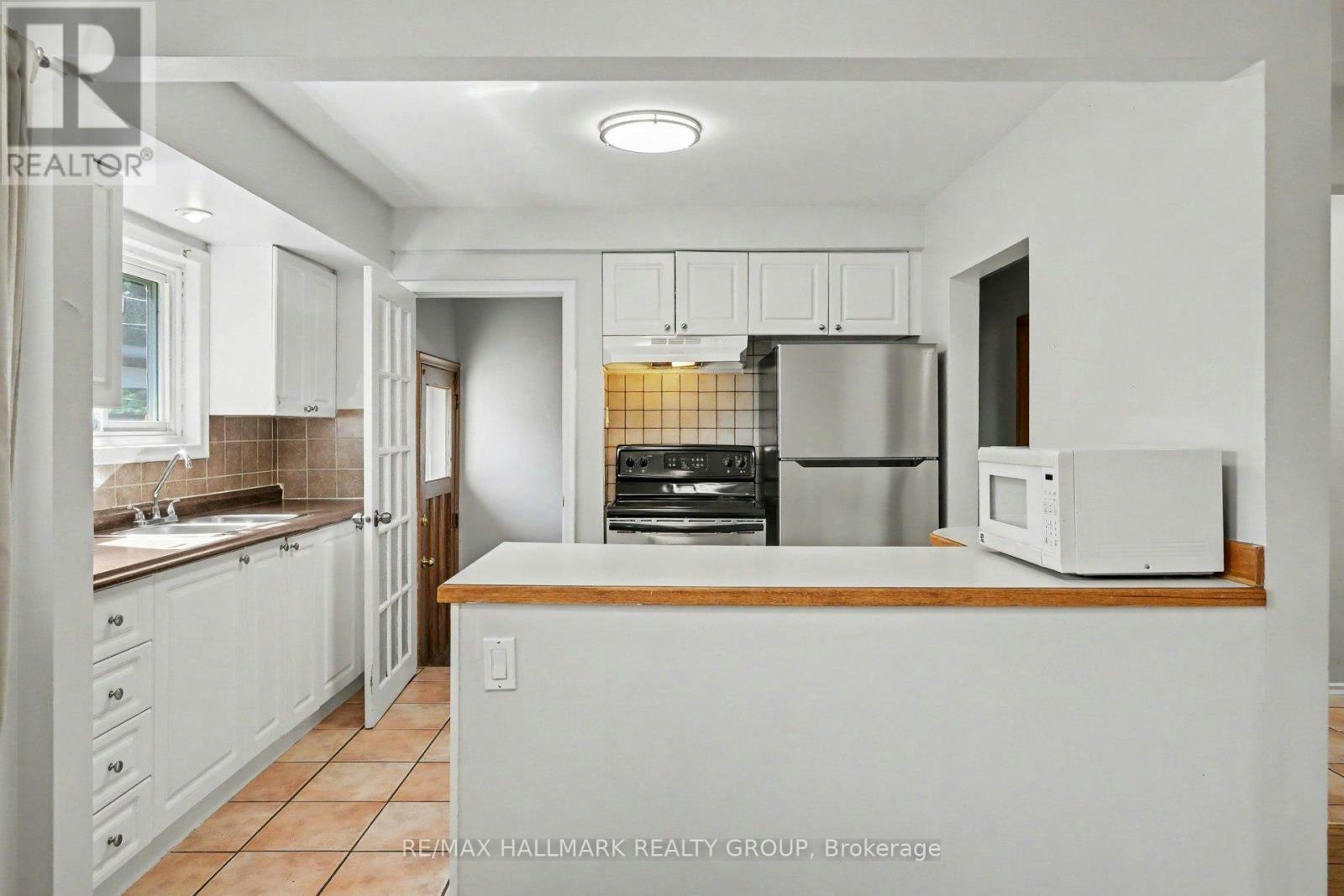 2067 Bangor Street, Ottawa, ON, K1G 2X6 - 12