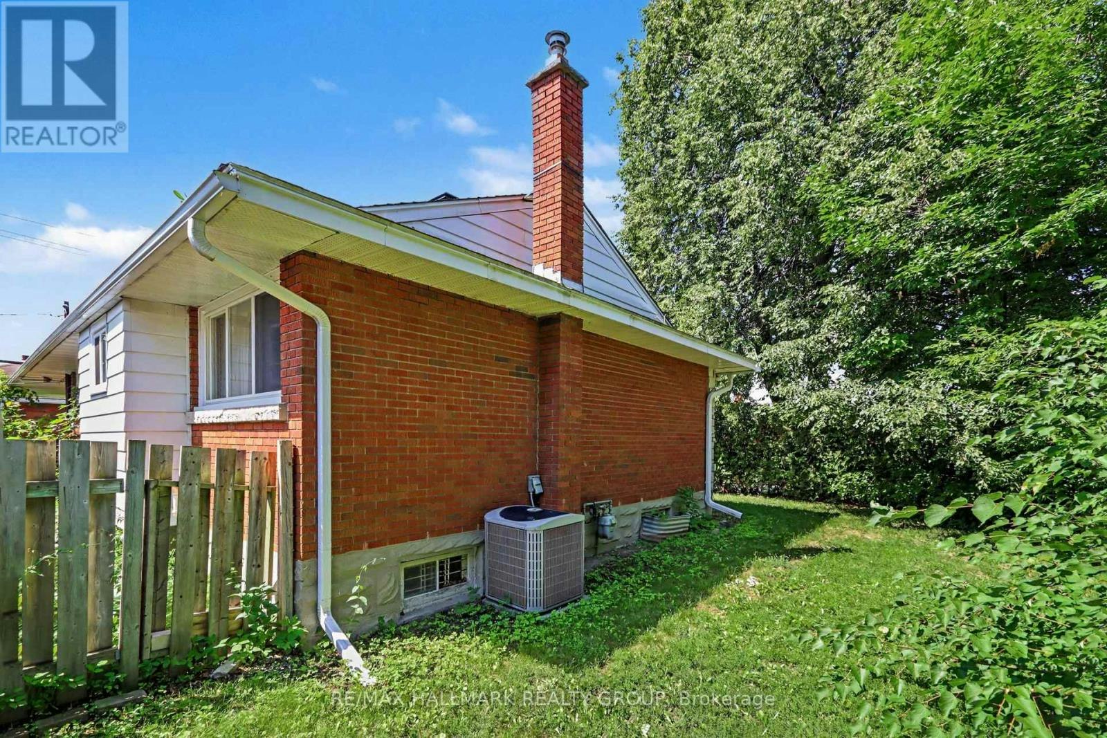 2067 Bangor Street, Ottawa, ON, K1G 2X6 - 30