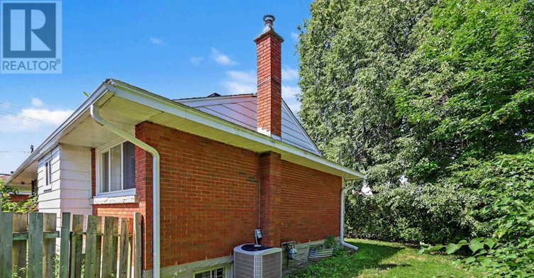 2067 Bangor Street, Ottawa, ON, K1G 2X6 - 30