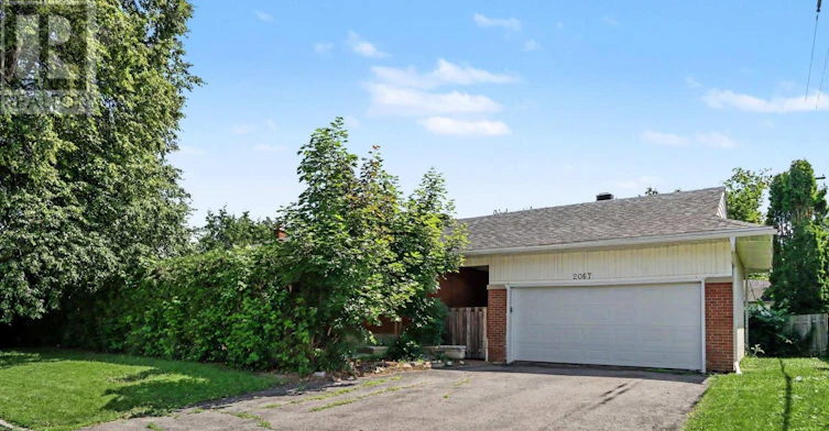 2067 Bangor Street, Ottawa, ON, K1G 2X6 - 2