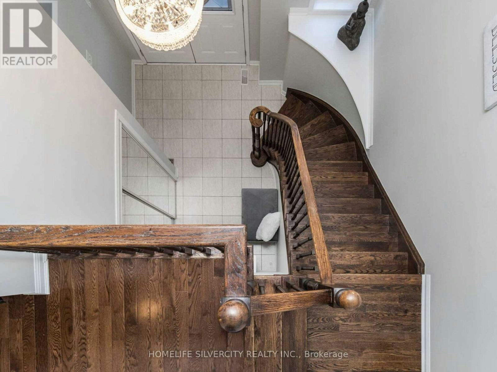 10 Bloom Drive, Brampton, ON, L6P 3C2 - 20