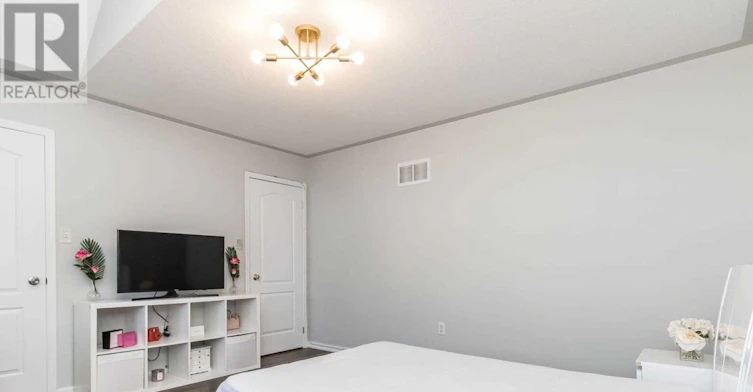 10 Bloom Drive, Brampton, ON, L6P 3C2 - 29