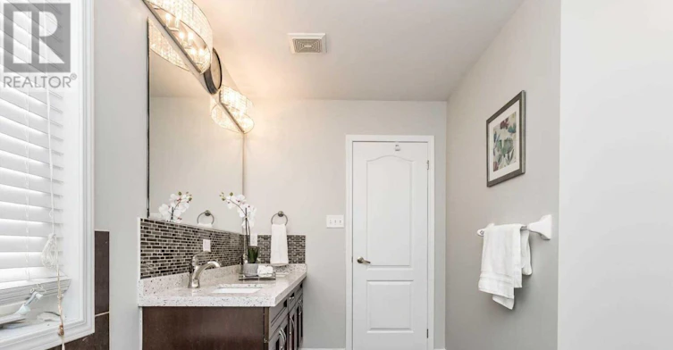 10 Bloom Drive, Brampton, ON, L6P 3C2 - 27